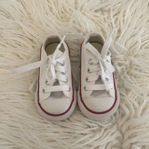 Converse infant